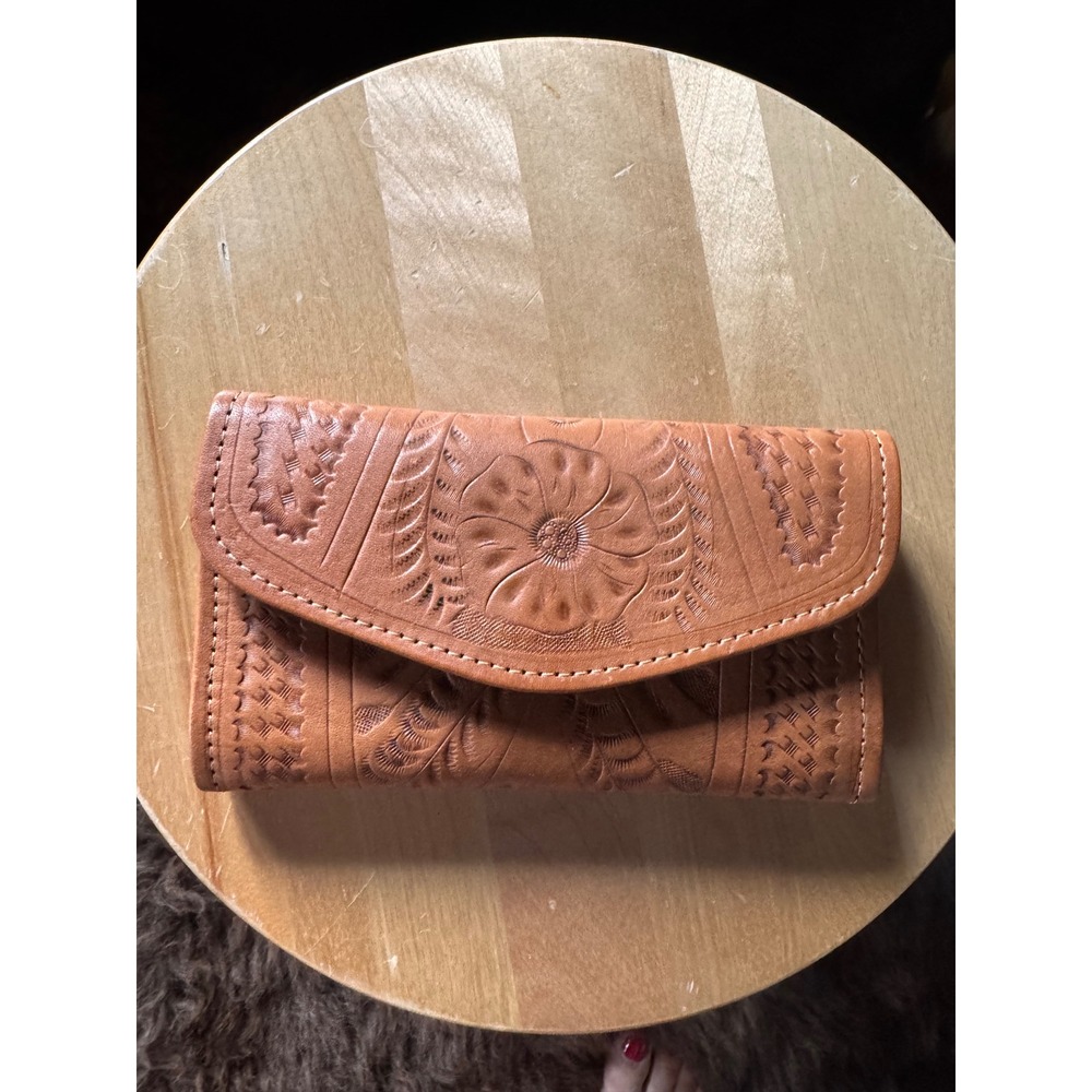 Vintage Hand Tooled Leather Floral Trifold Wallet Tan Boho Clutch Paraguay